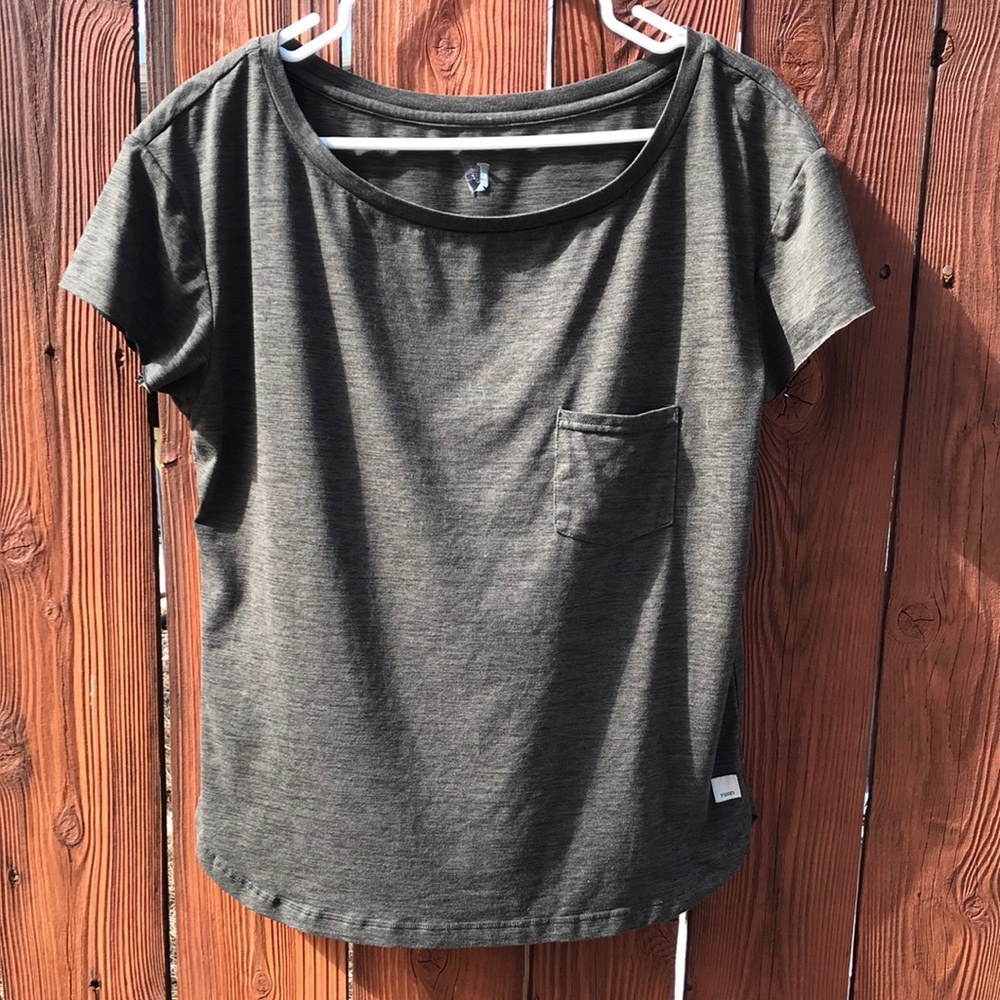 VUORI Casual Green Women's Short Sleeve Top